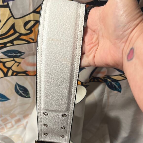 Steve Madden White Bucket Bag - Picture 6 of 16
